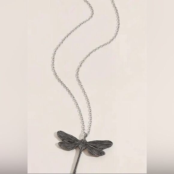 Bohemian Antique Silver tone Dragonfly Pendant Necklace Stone Accent adjustable - Picture 6 of 7
